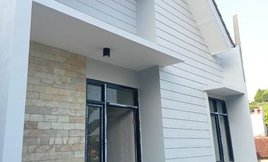 Rumah Siap Huni Bonus Melimpah dekat Alun Alun Cimahi