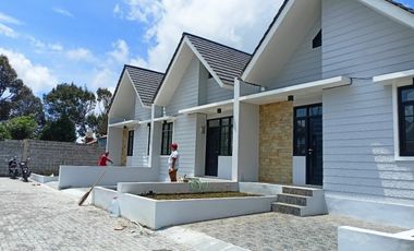 Rumah Siap Huni Bonus Melimpah dekat Alun Alun Cimahi