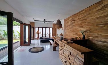 Dijual Atau Disewakan Villa Mewah di Taman Mumbul Bali