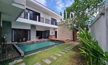 Dijual Atau Disewakan Villa Mewah di Taman Mumbul Bali