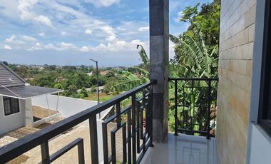 Rumah Modern 2 lt Harga Bersahabat dekat Alun Alun Cimahi Bonus Kanopi