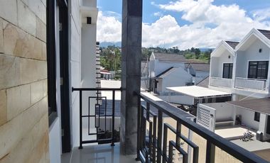 Rumah Modern 2 lt Harga Bersahabat dekat Alun Alun Cimahi Bonus Kanopi