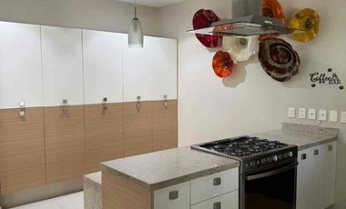 Casa En Renta  Bugambilias Zapopan