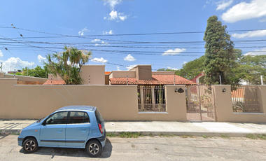 HERMOSA Y AMPLIA CASA EN FRACC VILLAS DEL PRADO MÉRIDA, PINZON II