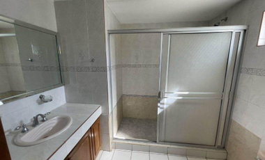 HERMOSA Y AMPLIA CASA EN FRACC VILLAS DEL PRADO MÉRIDA, PINZON II