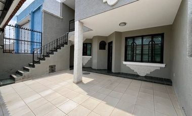 CASA 6 RECAMARAS COLONIA LOPEZ DE LAGASPI GUADALAJARA