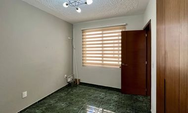 CASA 6 RECAMARAS COLONIA LOPEZ DE LAGASPI GUADALAJARA