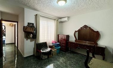 CASA 6 RECAMARAS COLONIA LOPEZ DE LAGASPI GUADALAJARA