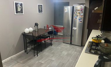 Hermosa Casa Dos Pisos Aislada con 4 Dormitorios, 2 Baños, Microbarrio Larapinta, Comuna de Lampa