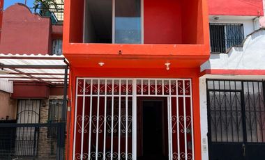 VENDO CASA AMPLIA DE 2 RECAMARAS