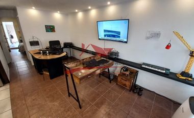 Hermosa Casa de Un Piso con 3 Dormitorios, 2 Baños, Villa Santa Maria, Sector Valle Grande, Comuna Lampa