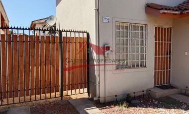 Hermosa Casa de Dos Pisos, 3 Dormitorios, 3 Baños, Villa Las Orquideas 2 Comuna de Buin.