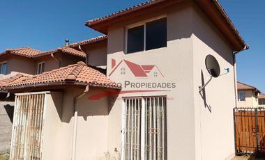 Hermosa Casa de Dos Pisos, 3 Dormitorios, 3 Baños, Villa Las Orquideas 2 Comuna de Buin.