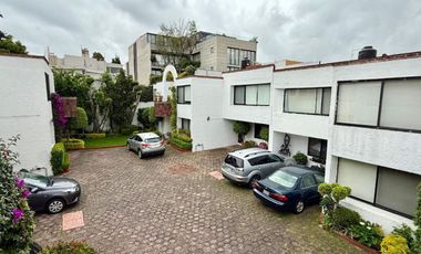 AMPLIA CASA EN VENTA EN SAN ANGEL DENTRO DE CONDOMINIO