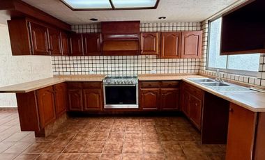 AMPLIA CASA EN VENTA EN SAN ANGEL DENTRO DE CONDOMINIO