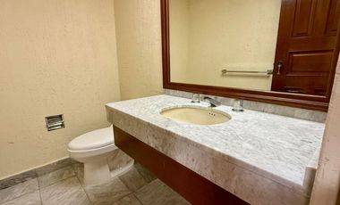 AMPLIA CASA EN VENTA EN SAN ANGEL DENTRO DE CONDOMINIO