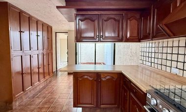 AMPLIA CASA EN VENTA EN SAN ANGEL DENTRO DE CONDOMINIO