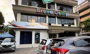 Disewakan Gedung Strategis Di Jalan Dewi Sartika Jakarta Timur