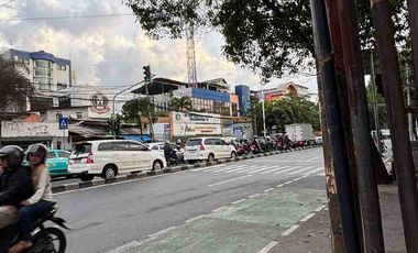 Disewakan Gedung Strategis Di Jalan Dewi Sartika Jakarta Timur
