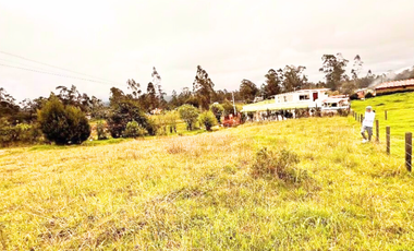 **Tu oportunidad de construir en una zona residencial con proyección.**