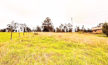 **Tu oportunidad de construir en una zona residencial con proyección.**