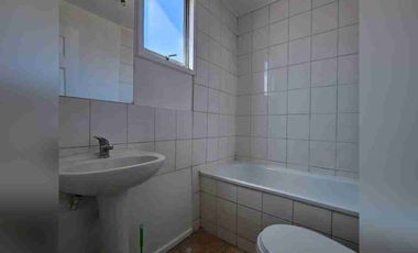 Se arrienda amplia casa independiente en Villa Terracruz, comuna de La Cruz.