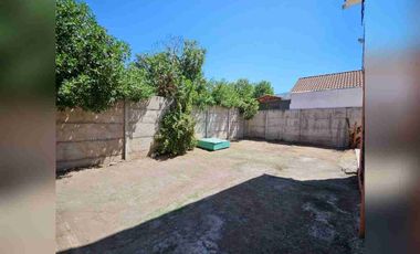 Se arrienda amplia casa independiente en Villa Terracruz, comuna de La Cruz.