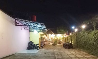 Dijual Ruang Usaha Full Furnished di Purbayan Baki
