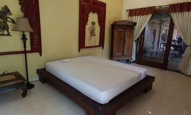 Dijual Ruang Usaha Full Furnished di Purbayan Baki