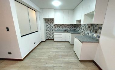 Se vende departamento primer piso chorrillos Urb. La Fovipol cerca a Malecon la costanera