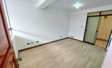 Se vende departamento primer piso chorrillos Urb. La Fovipol cerca a Malecon la costanera