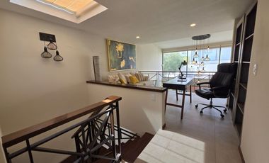 Casa en Renta semi-amueblada en Lomas Virreyes Calimaya modelo Málaga