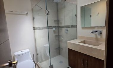 Casa en Renta semi-amueblada en Lomas Virreyes Calimaya modelo Málaga