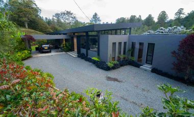 Venta de casa en El Retiro, sector vía La Fé El Retiro