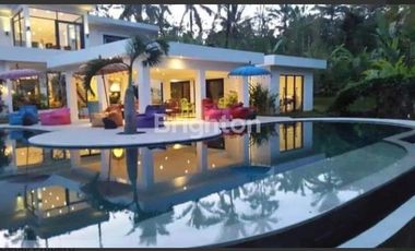 VILLA CANTIK ASRI & TENANG DGN VIEW LEMABH DAN KEBUN DI SEBATU TEGALLALANG UBUD GIANYAR (MTRE)