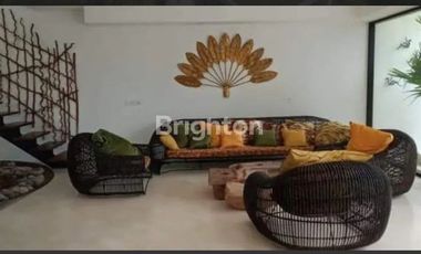 VILLA CANTIK ASRI & TENANG DGN VIEW LEMABH DAN KEBUN DI SEBATU TEGALLALANG UBUD GIANYAR (MTRE)