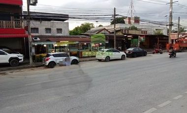 ขายที่ดินพร้อมสิ่งปลูกสร้าง 4 ห้อง สะเตง เมืองยะลา เนื้อที่ 69.50 ตร.ว ทำเลดี เหมาะพักอาศัย ประกอบกิจการ ค้าขาย