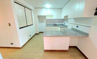 Se vende departamento en chorrillos URB. LA FOVIPOL cerca a malecon la costanera piso 3