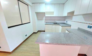 Se vende departamento en chorrillos URB. LA FOVIPOL cerca a malecon la costanera piso 3