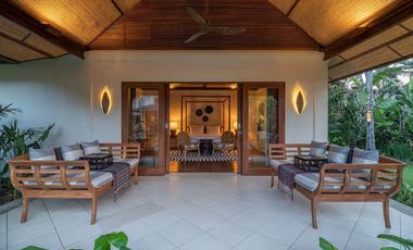 Villa Mewah dengan Pemandangan Laut di Cemagi – Jalan Kaki ke Pantai