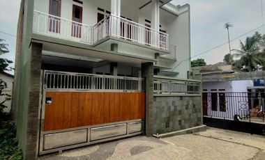 Rumah 2 Lantai Ciaul Babakan Kota Sukabumi Samping Mesjid