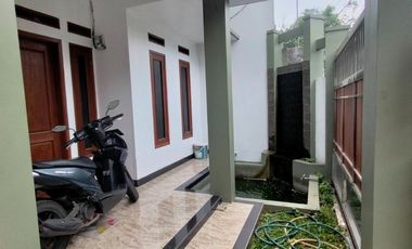 Rumah 2 Lantai Ciaul Babakan Kota Sukabumi Samping Mesjid