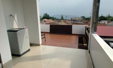 Rumah 2 Lantai Ciaul Babakan Kota Sukabumi Samping Mesjid