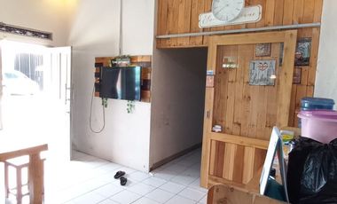 Dijual Cepat Rumah bisa untuk Gudang di Jl Raya Cipatik