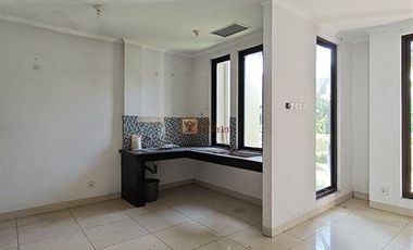 Akses Langsung ke Mall & MRT Disewakan Rumah Unfurnish Cosmo Park – Lokasi Premium