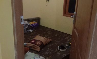Dijual Rumah 2 Lti di Jln.cendrawasih, Ciputat, Tangsel.