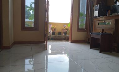 Dijual Rumah 2 Lti di Jln.cendrawasih, Ciputat, Tangsel.