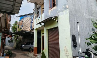 Dijual Rumah 2 Lti di Jln.cendrawasih, Ciputat, Tangsel.