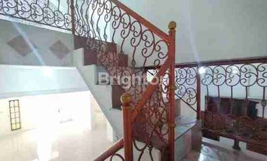 DIJUAL ATAU DISEWAKAN RUMAH HOOK DI TENGAH KOTA BOGOR