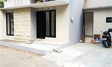 Rumah Siap Huni dekat Pasar Bantul di Kembanggede Pajangan Bantul